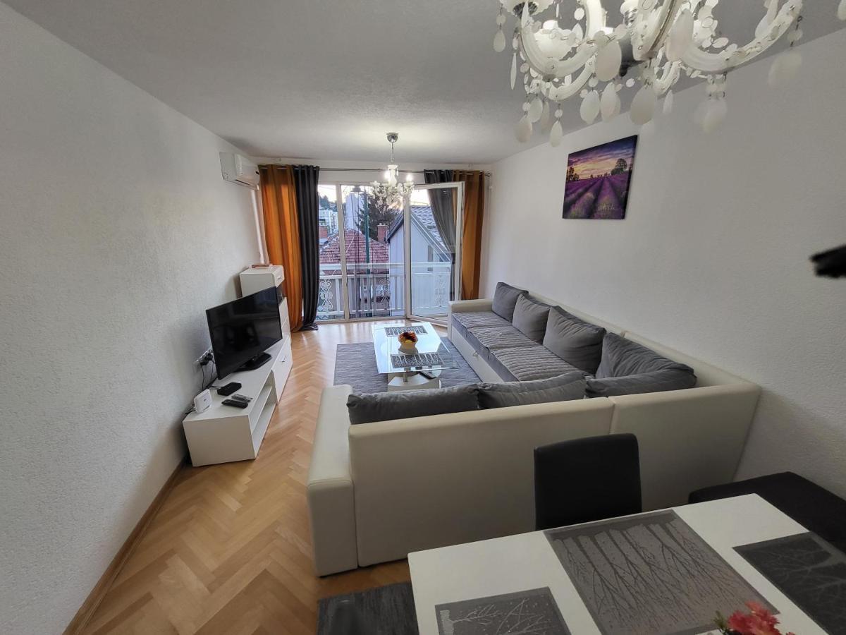 Ferienwohnung Deluxe Katana Dream House Old Town, With Parking Garage Sarajevo Exterior foto